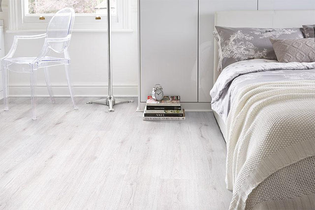 Series Woods 8mm Laminate Flooring White Oak — merchant product photo